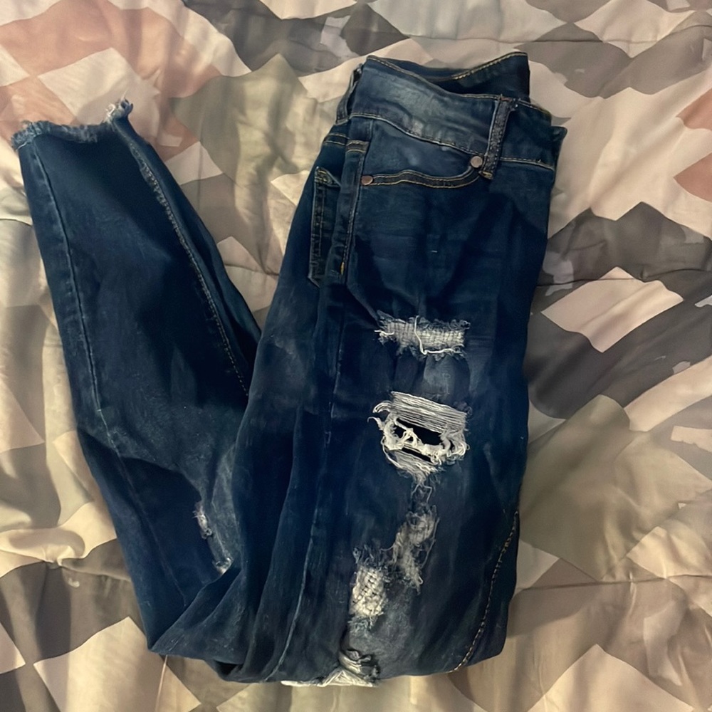 I’m selling Jeans
